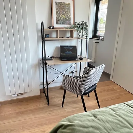 Апартаменты Sejour Confort A Paris La Defense Arena Нантерр